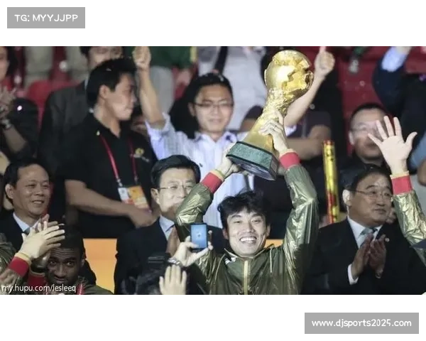 中超颁奖典礼今晚举行，将颁发最佳球员、最佳教练等奖项